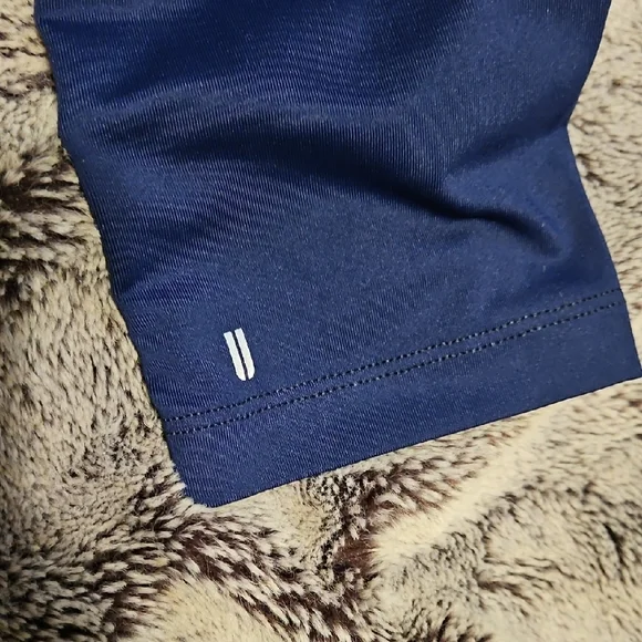 NOBULL Size Small Navy Cropped Leggings - Picture 5 of 10